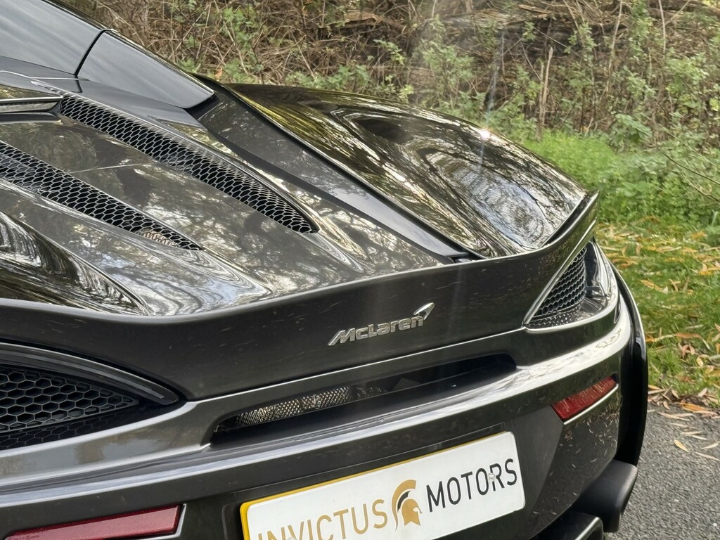 McLaren 570S 3.8L Null White #61