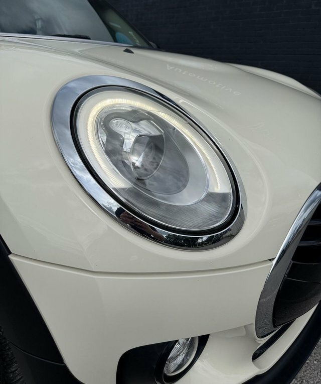 Mini Clubman  Black #16