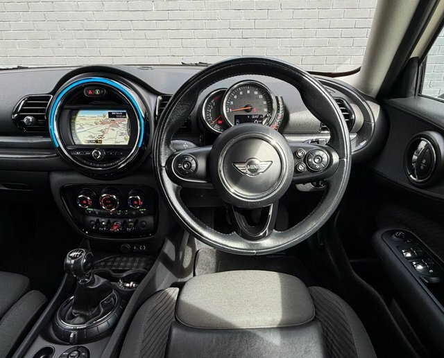 Mini Clubman  Black #30