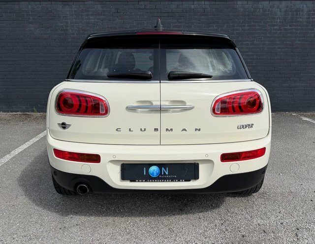 Mini Clubman  Black #15