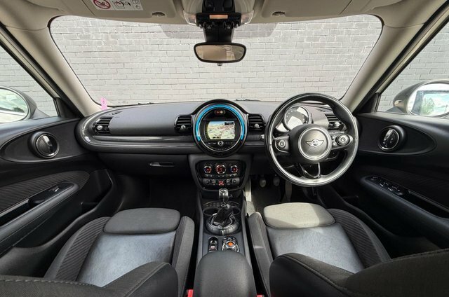 Mini Clubman  Black #17