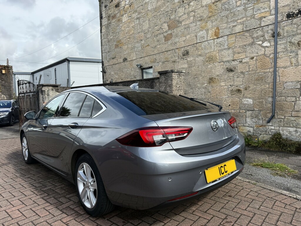 Vauxhall Insignia Hatchback 1.6 Turbo D Ecotec Tech Line Nav 2017 VU67FSK Grey #2
