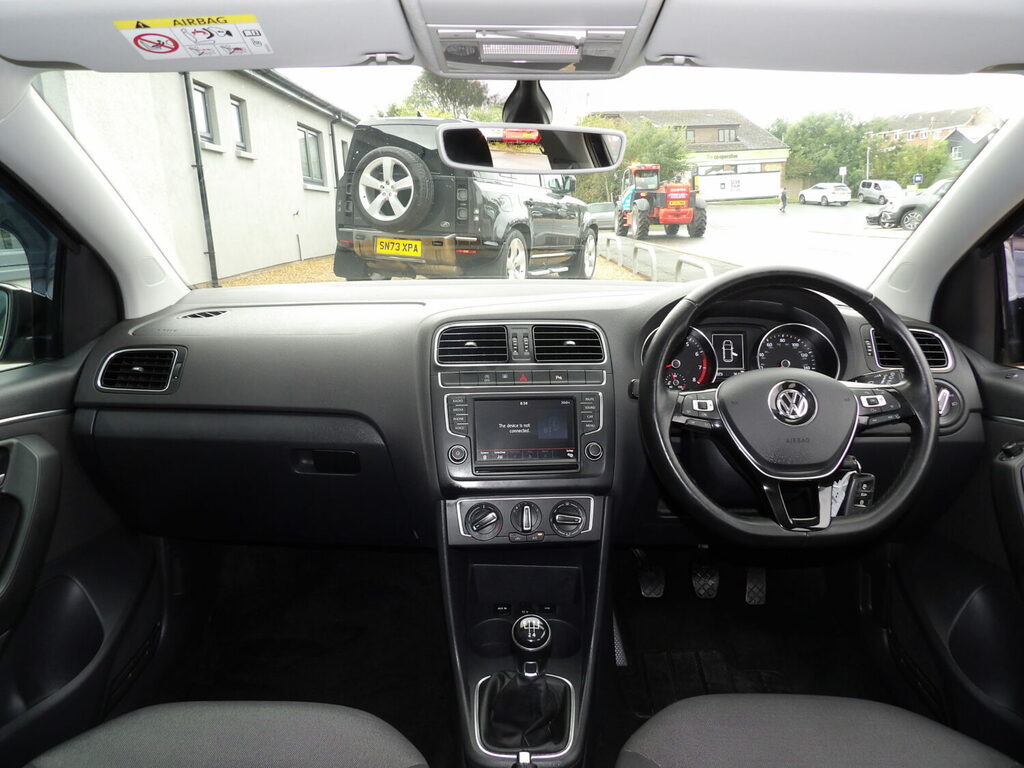 Volkswagen Polo 1.0 Match Red #10