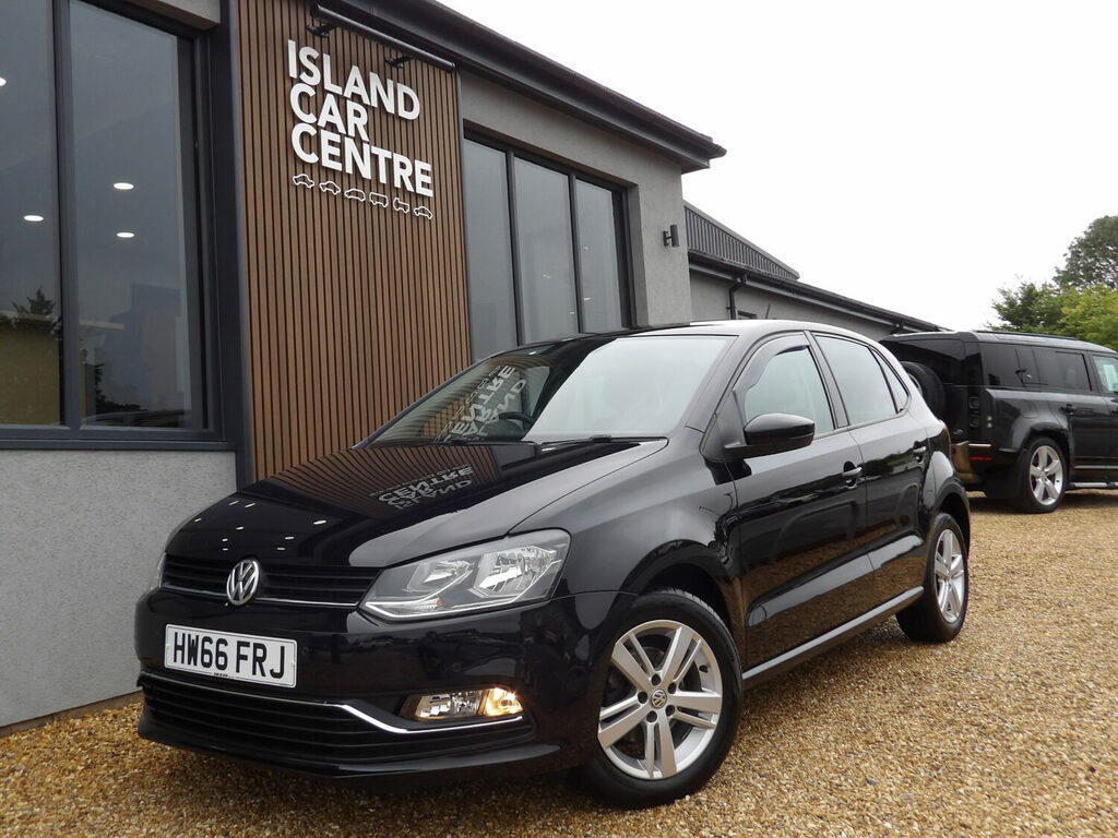 Volkswagen Polo 1.0 Match Red #1