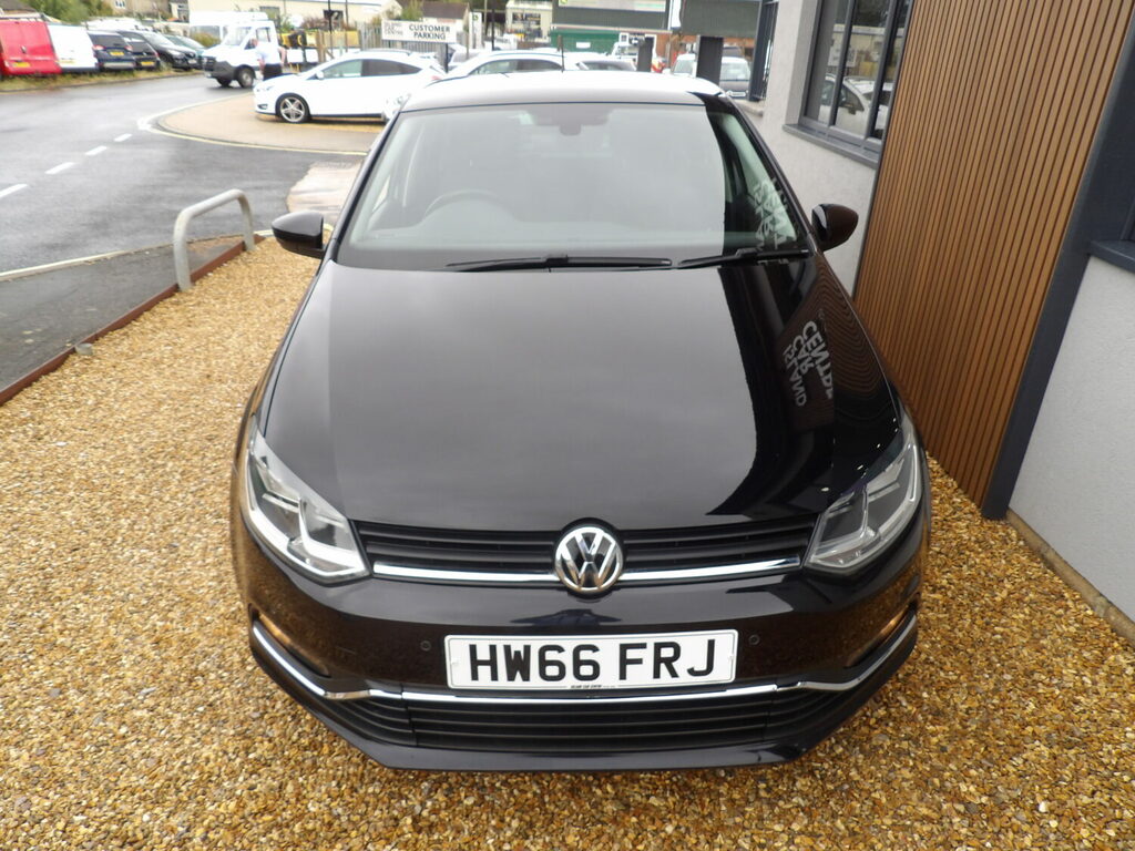 Volkswagen Polo 1.0 Match Red #7