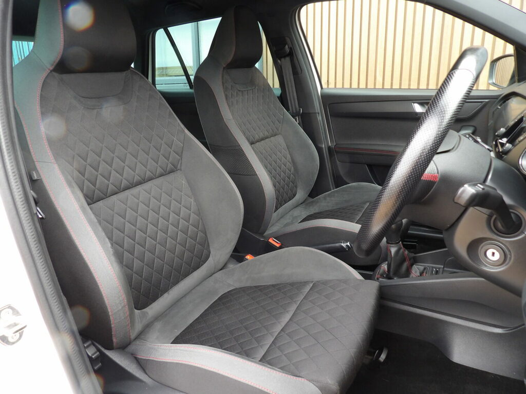 Skoda Fabia Red #12