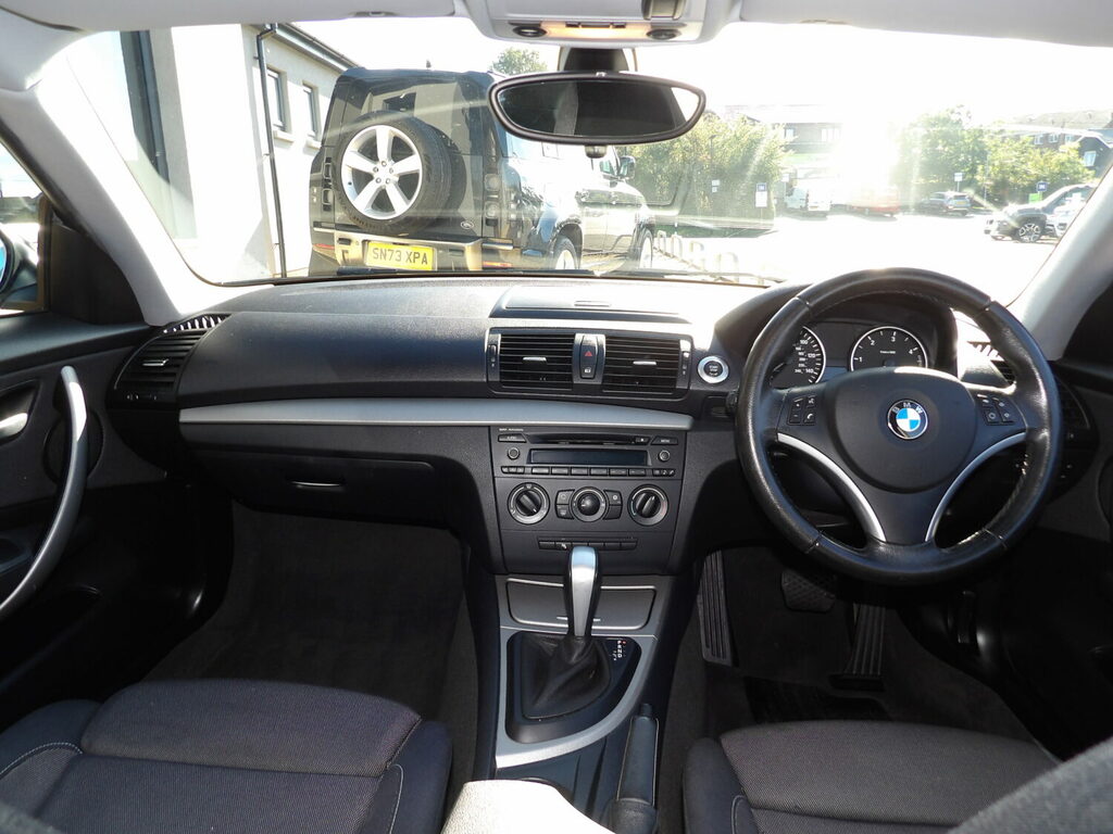 BMW 1 Series 2.0 118D M White #10