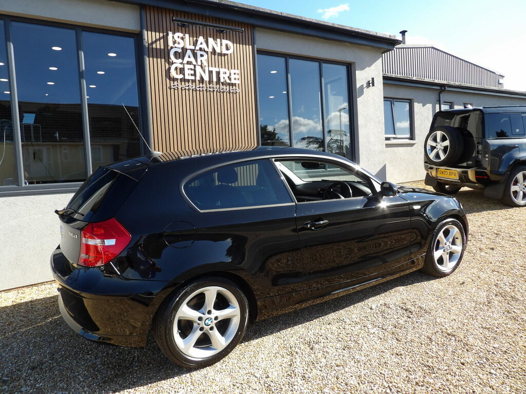 BMW 1 Series 2.0 118D M White #6