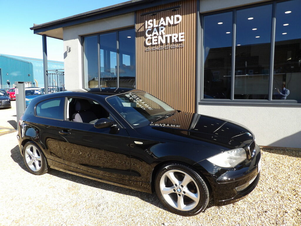 BMW 1 Series 2.0 118D M White #3