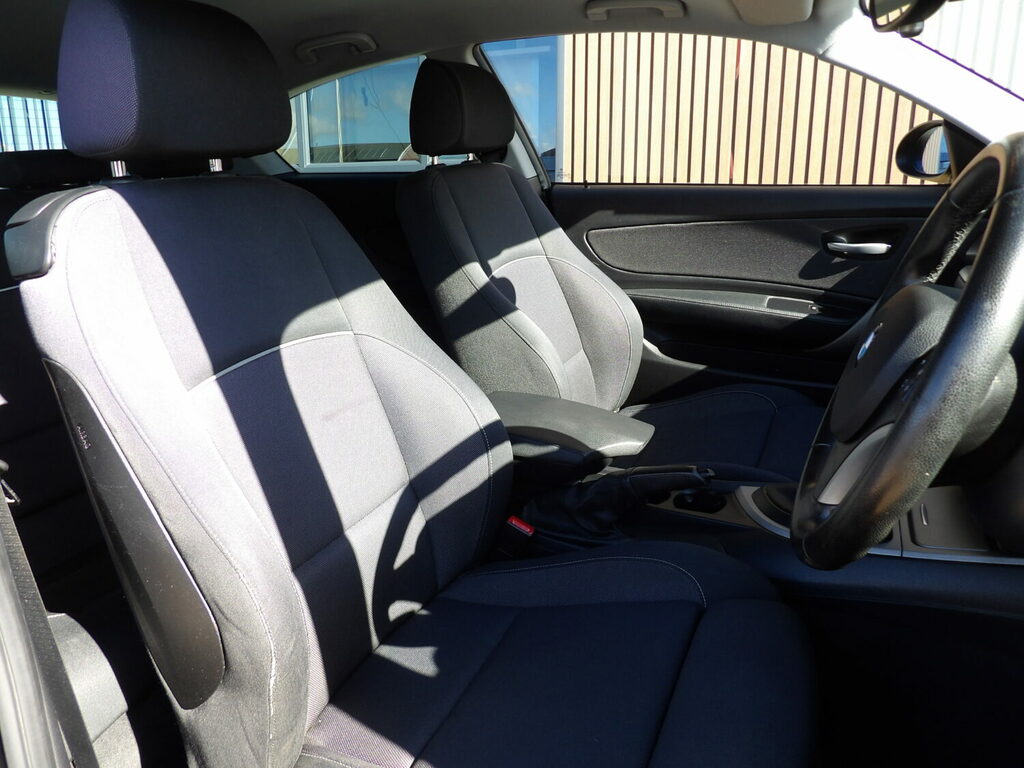 BMW 1 Series 2.0 118D M White #12