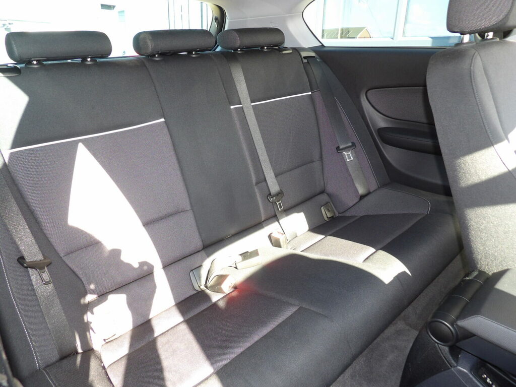 BMW 1 Series 2.0 118D M White #13