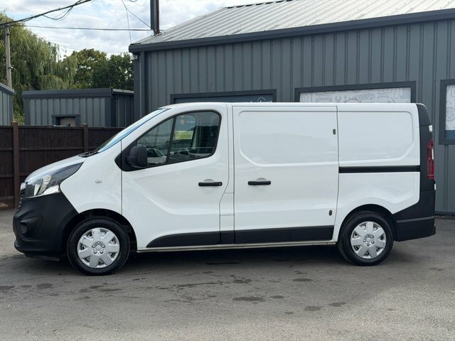 Vauxhall Vivaro 1.6 Cdti 2900 Biturbo Ecotec Panel Van White #4