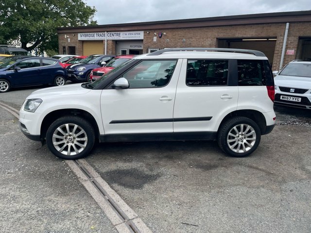 Skoda Yeti 1.2 Tsi Elegance Suv Euro 5 105 White #4