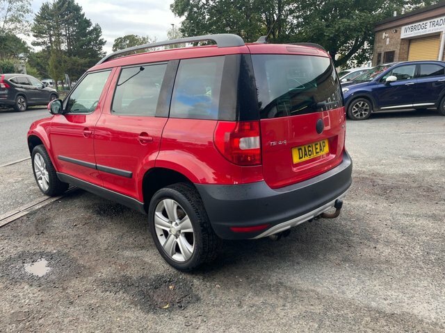 Skoda Yeti 1.8 Tsi Se Suv 4Wd Euro 5 160 P Red #5