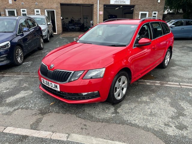 Skoda Octavia 1.0 Tsi Gpf Se Technology Estate Red #4