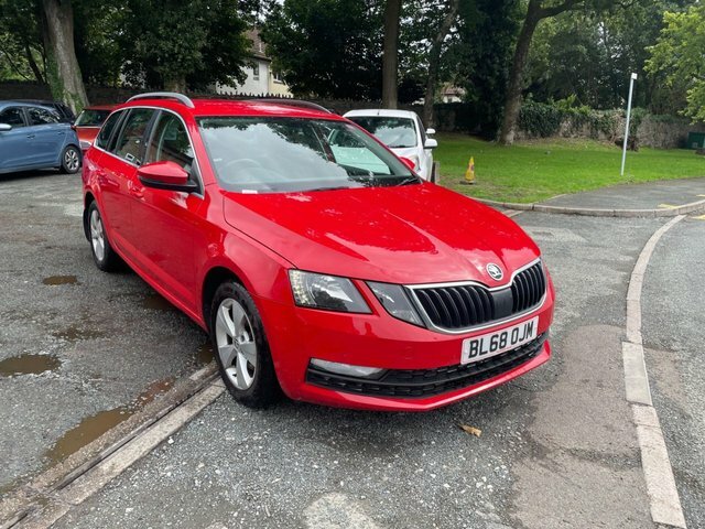 Skoda Octavia 1.0 Tsi Gpf Se Technology Estate Red #2