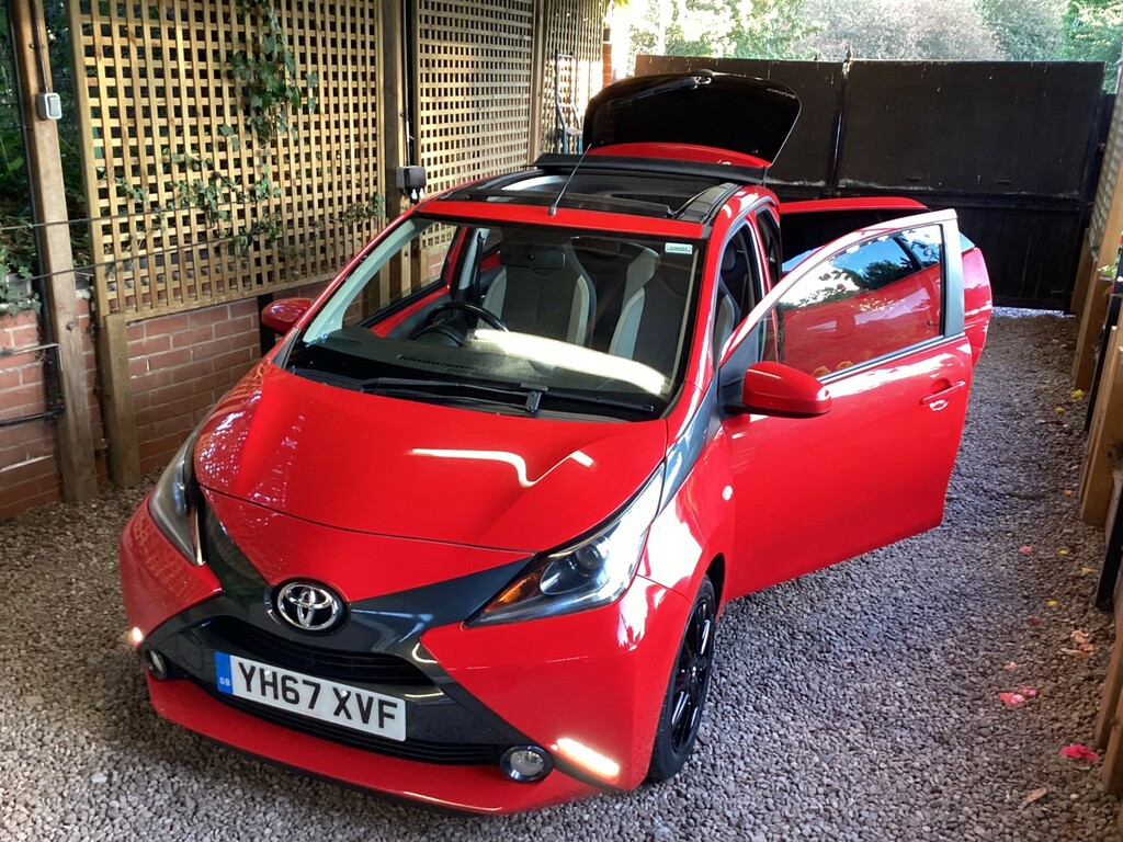 Toyota Aygo Hatchback Grey #21
