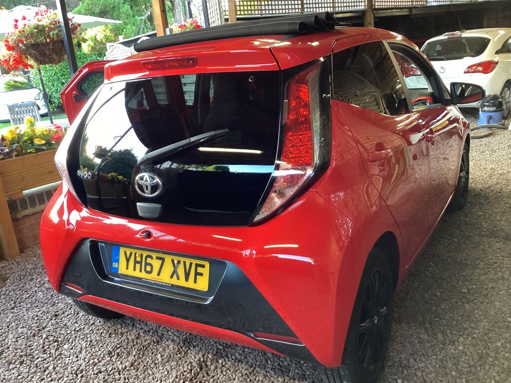 Toyota Aygo Hatchback Grey #26