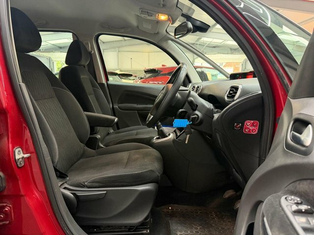Citroen C3 Picasso 2014 1.6 Hdi Exclusive Mpv Euro Red #5
