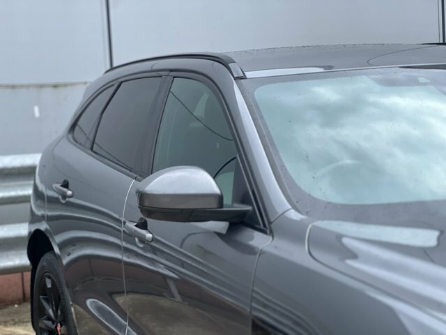 Jaguar F-Pace 2.0 Prestige Awd 178 Bhp Blue #7