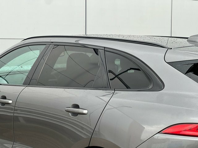 Jaguar F-Pace 2.0 Prestige Awd 178 Bhp Blue #26