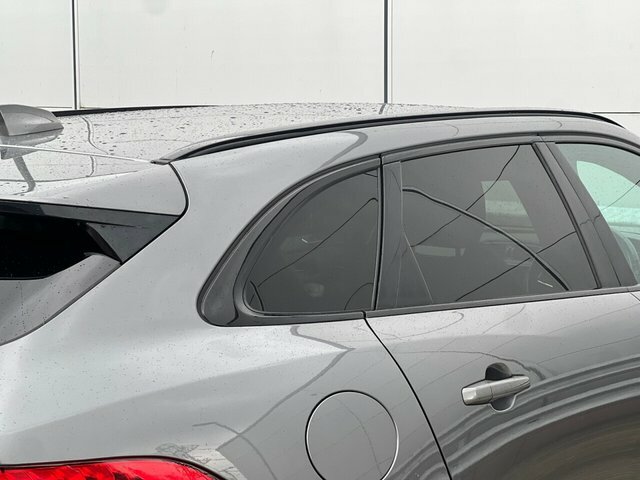 Jaguar F-Pace 2.0 Prestige Awd 178 Bhp Blue #24