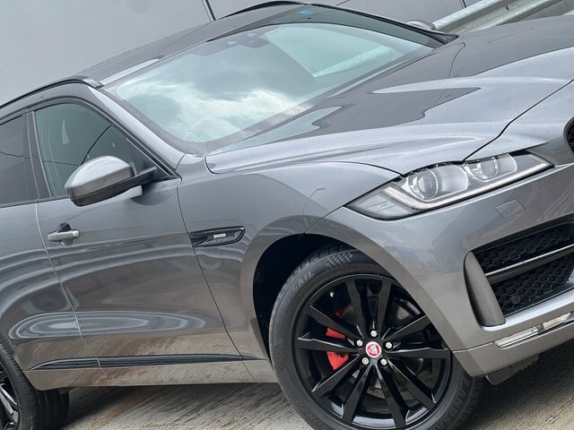 Jaguar F-Pace 2017 2.0 D180 R-sport Suv Awd Euro Grey #4