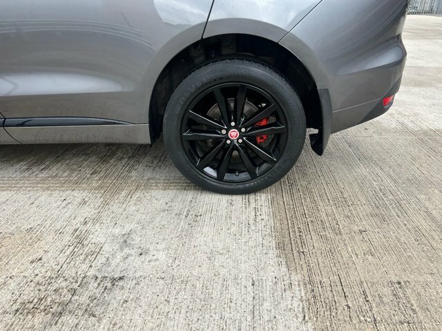 Jaguar F-Pace 2.0 Prestige Awd 178 Bhp Blue #16