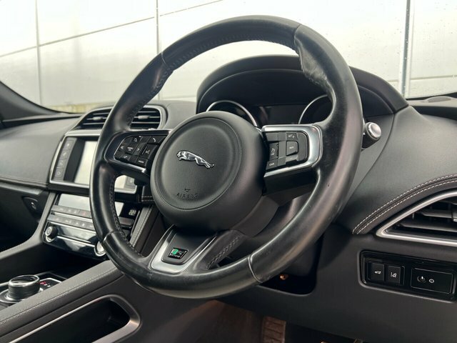 Jaguar F-Pace 2.0 Prestige Awd 178 Bhp Blue #28