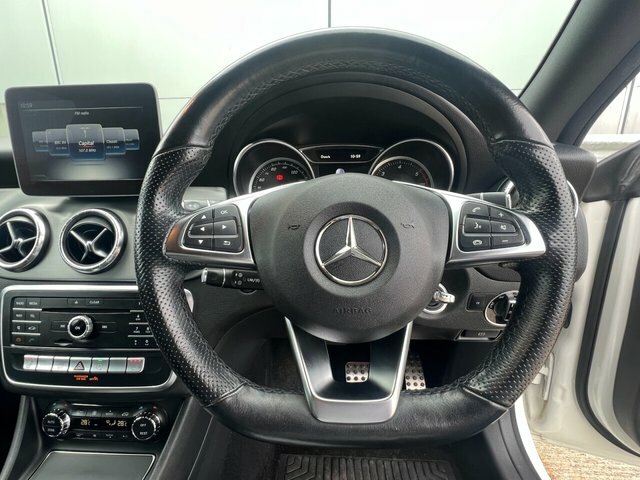 Mercedes-Benz CLA Class Cla 180 Amg Line Black #27