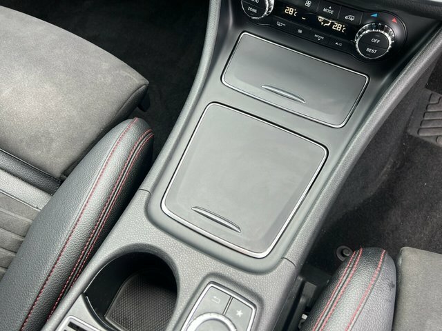 Mercedes-Benz CLA Class Cla 180 Amg Line Black #39