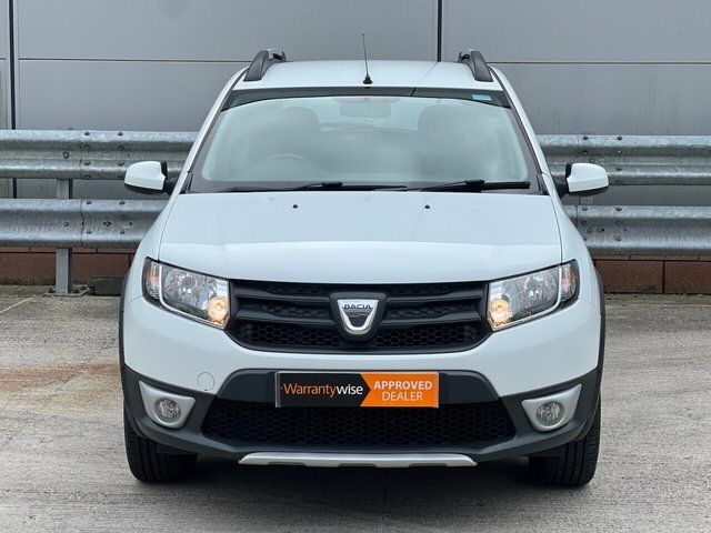 Dacia Sandero Stepway 2016 1.5 Dci Ambiance Hatchback White #2