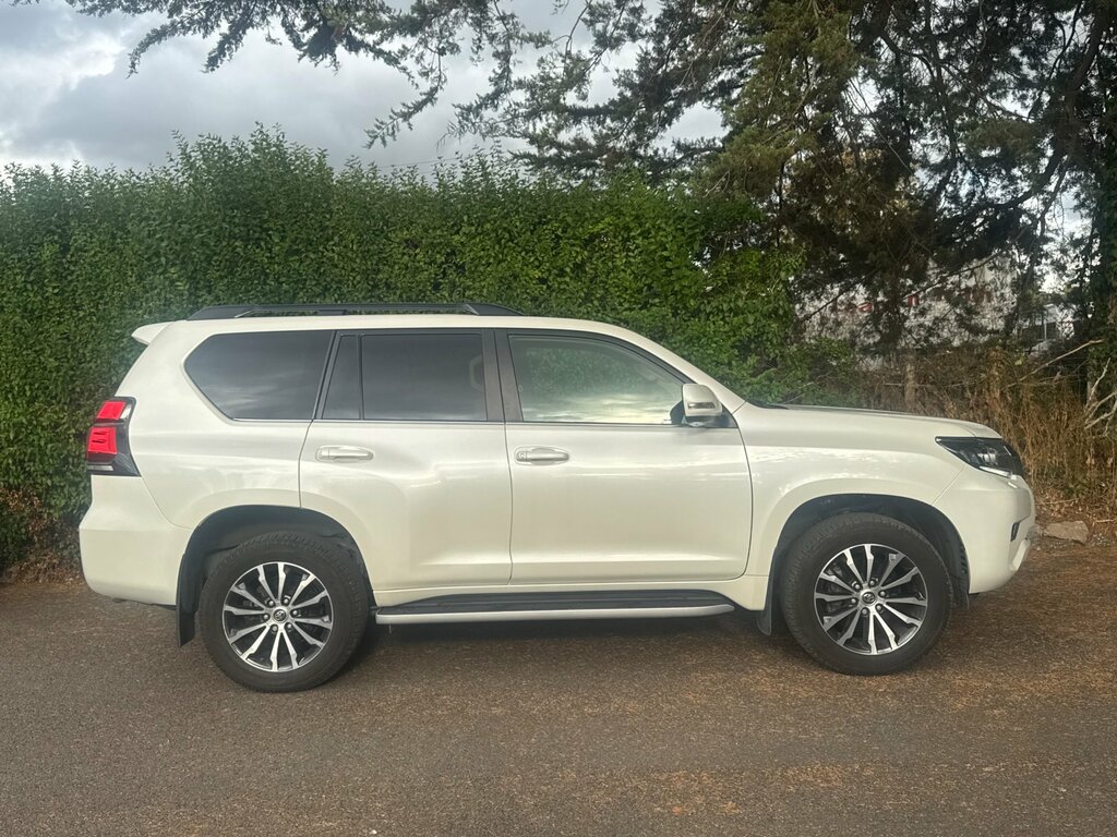 Toyota Land Cruiser 2.8D Invincible Suv 4Wd Euro 6 S White #2