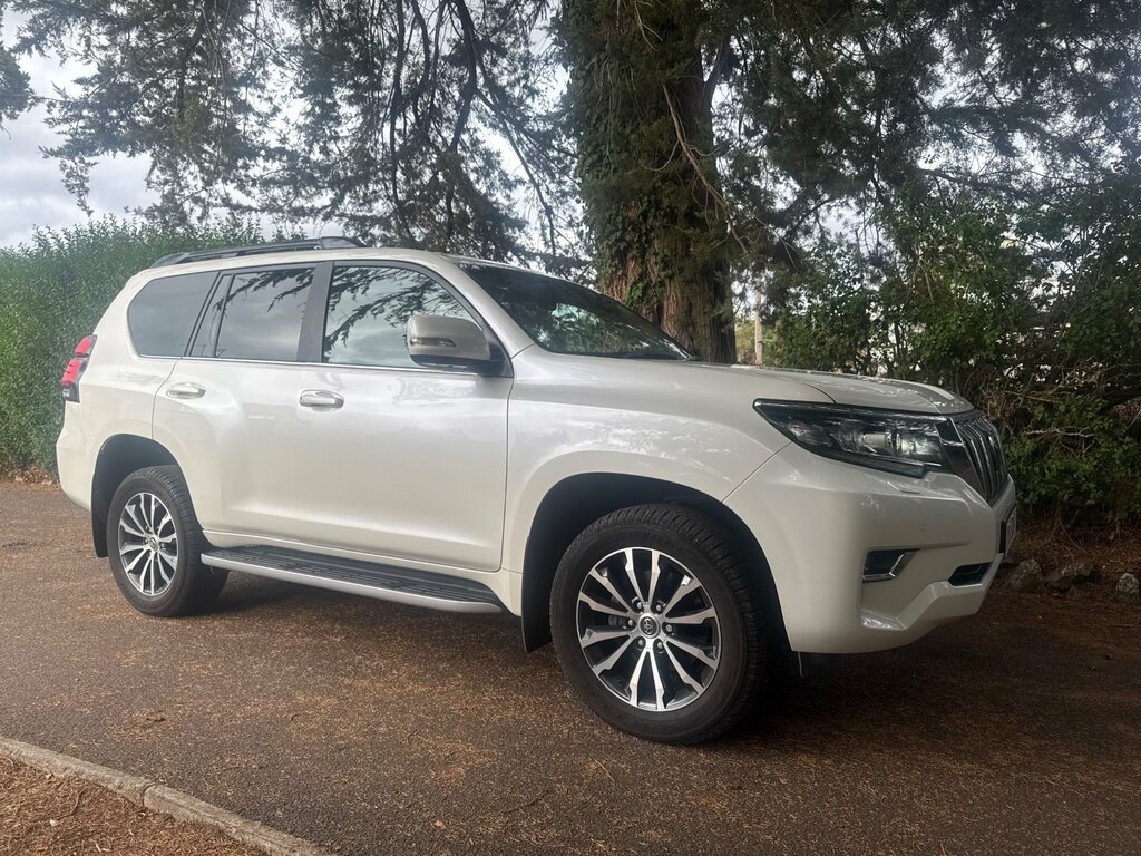 Toyota Land Cruiser 2.8D Invincible Suv 4Wd Euro 6 S White