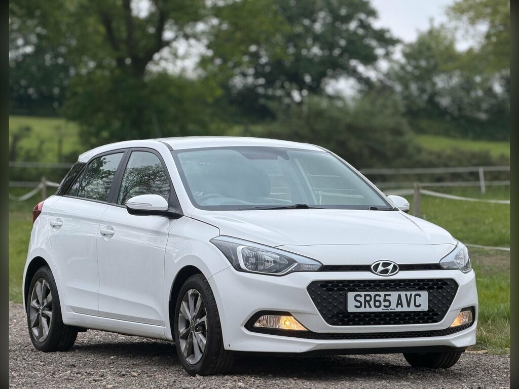 Hyundai I20 1.2 Blue Drive Se Euro 6 Ss White #3