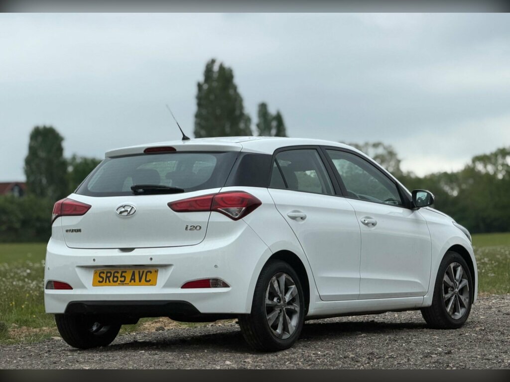 Hyundai I20 1.2 Blue Drive Se Euro 6 Ss White #5