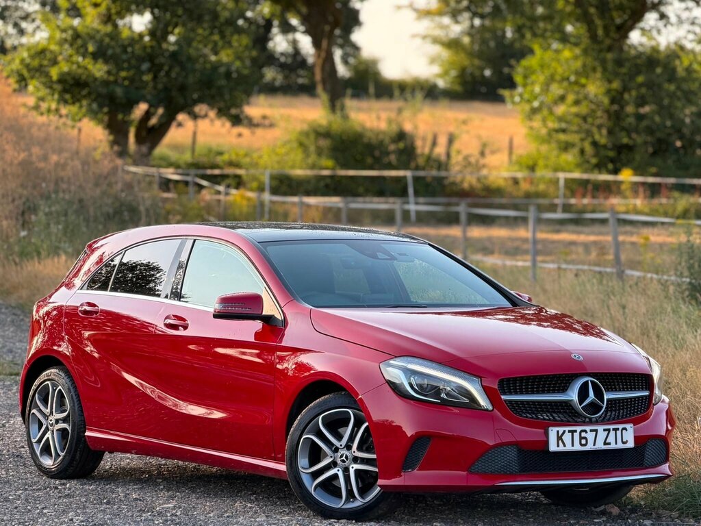 Mercedes-Benz A Class 2.1 A200d Sport Edition Plus 7G-dct Euro 6 Ss 5 Red