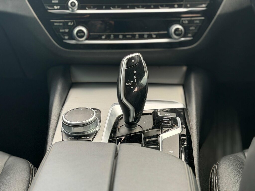 BMW 5 Series 520D M Sport Black #18