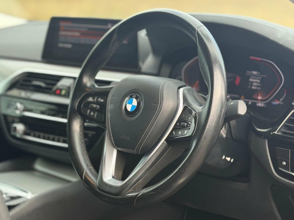 BMW 5 Series 520D M Sport Black #6