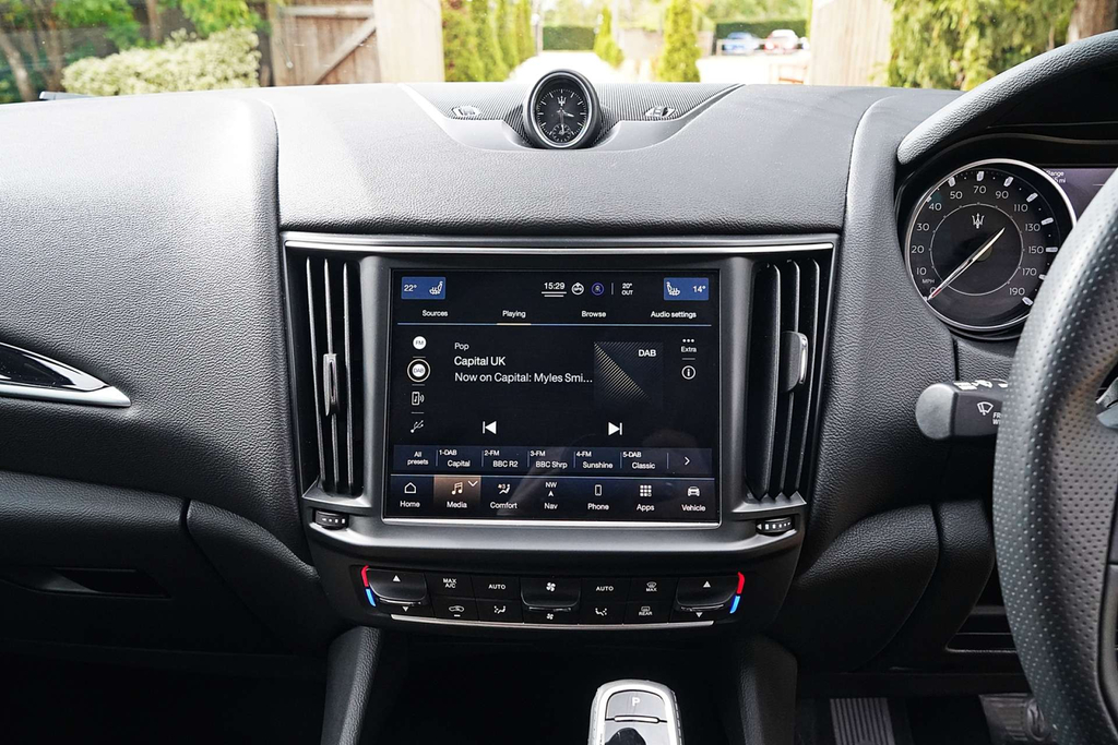 Maserati Levante Modena Grey #24