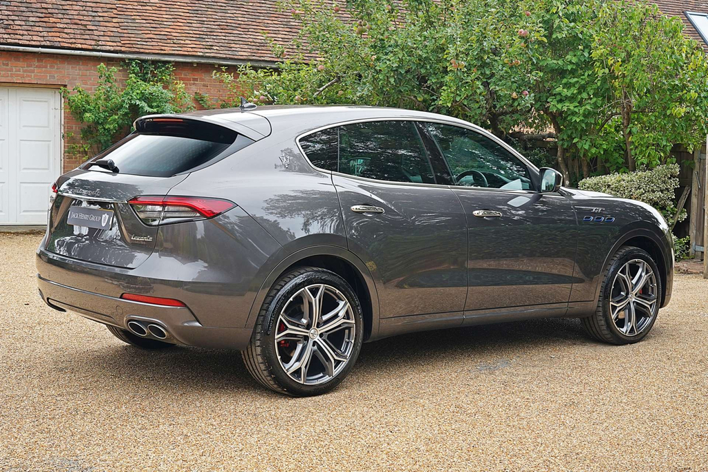 Maserati Levante Modena Grey #7