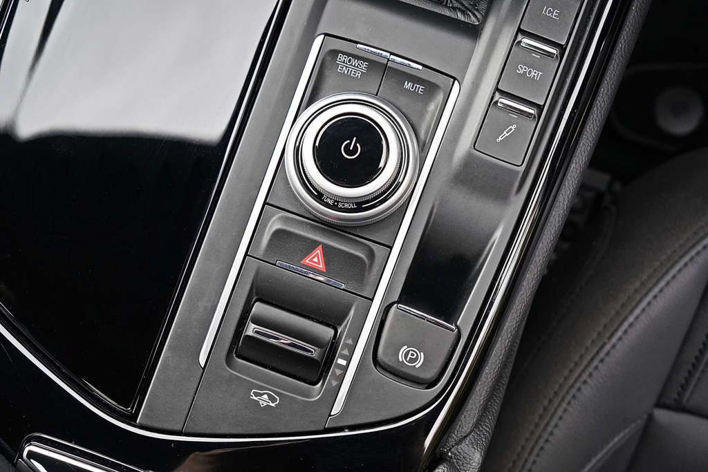 Maserati Levante Modena Grey #22