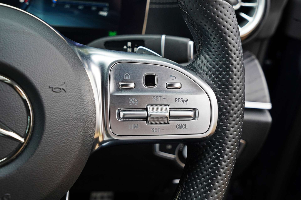 Mercedes-Benz E Class 2.0 E 300 Amg Line 241 Bhp Grey #28