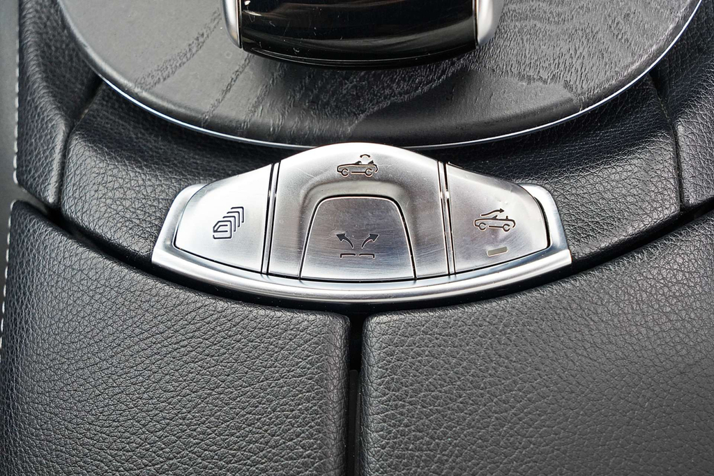 Mercedes-Benz E Class 2.0 E 300 Amg Line 241 Bhp Grey #17