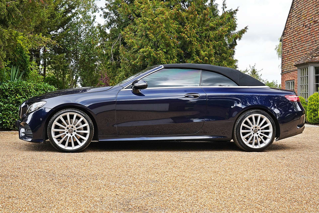 Mercedes-Benz E Class Amg Line Premium Blue #2