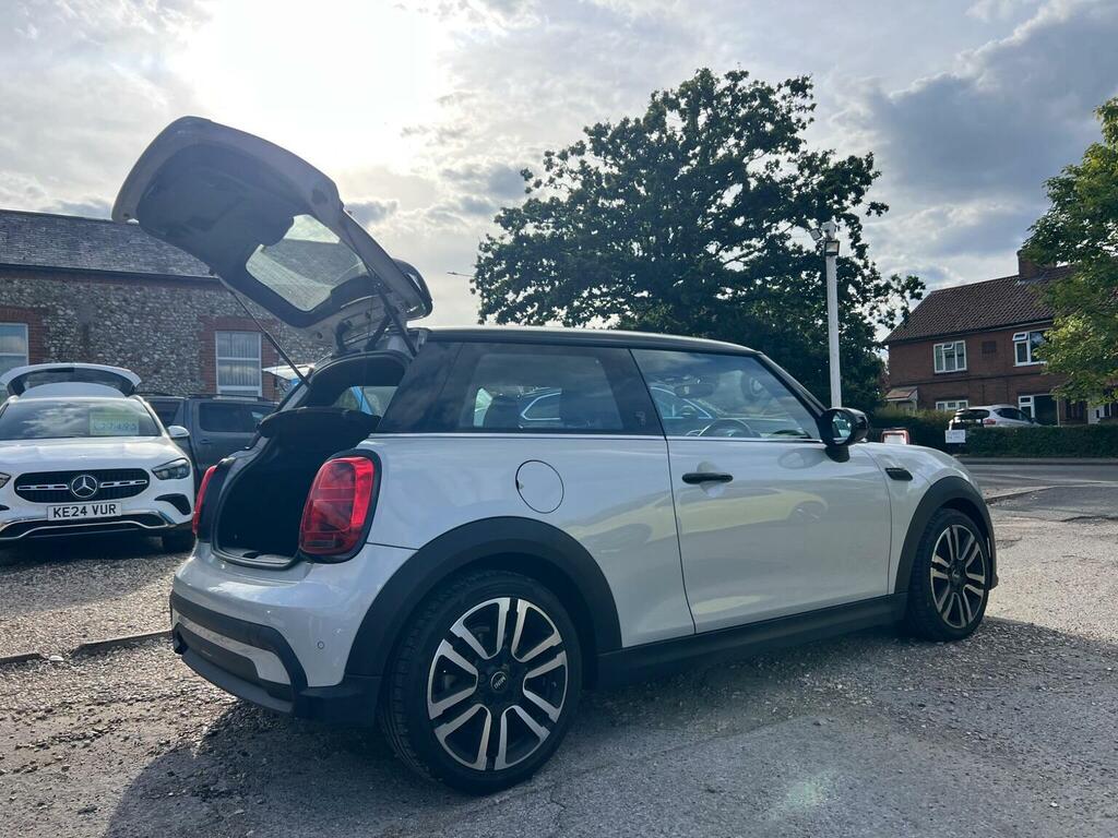 Mini Hatch Hatchback 1.5 Cooper Exclusive Euro 6 Ss 2 AU22JFX Silver #3