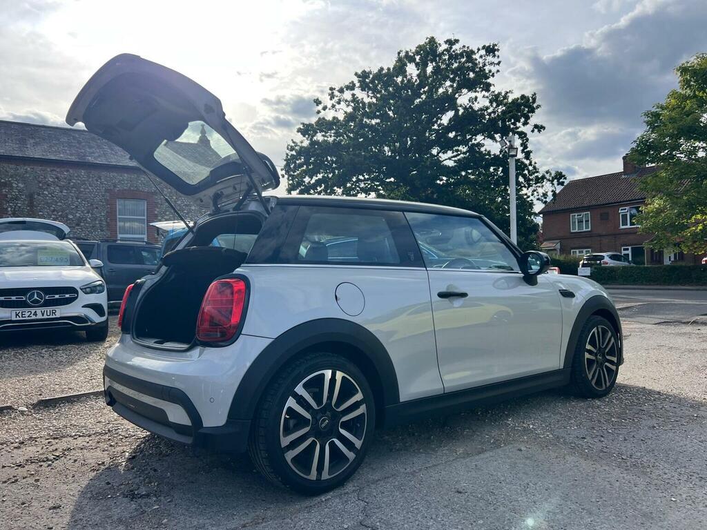 Mini Hatch Hatchback 1.5 Cooper Exclusive Euro 6 Ss 2 AU22JFX Silver #4