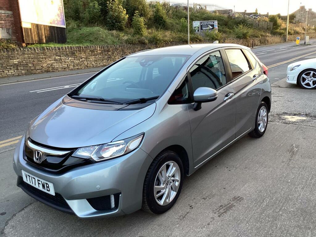 Honda Jazz 1.3 I-vtec Se Navi Cvt Euro 6 Ss 201717 Silver #2