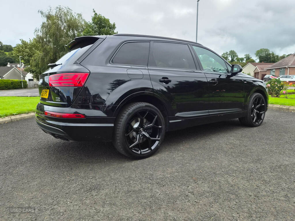 Audi Q7 3.0 Tdi 218 Quattro S Line Tip CA16XPX Black #4