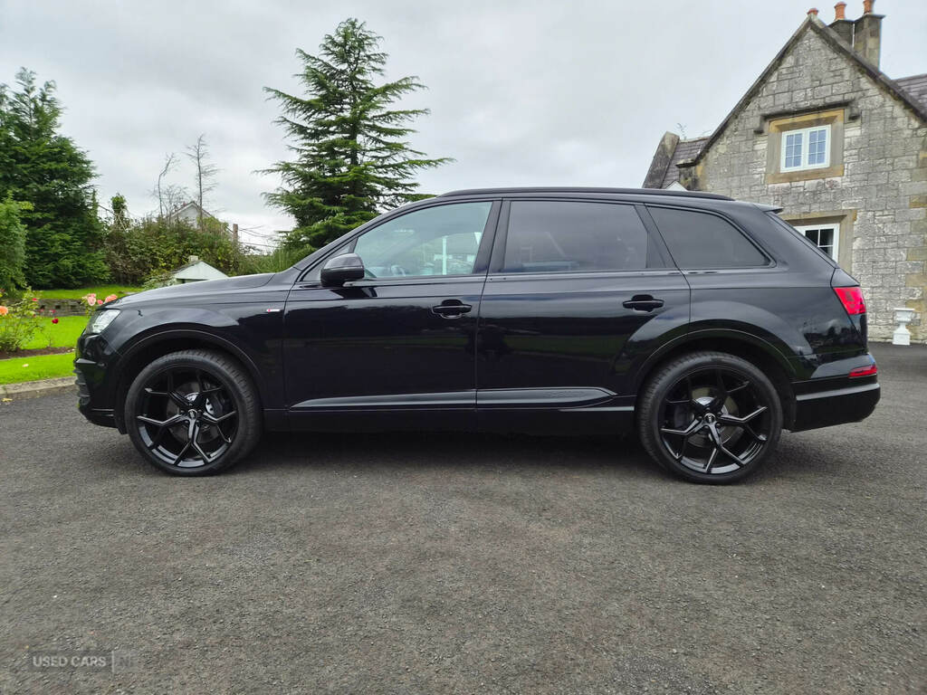Audi Q7 3.0 Tdi 218 Quattro S Line Tip CA16XPX Black #5